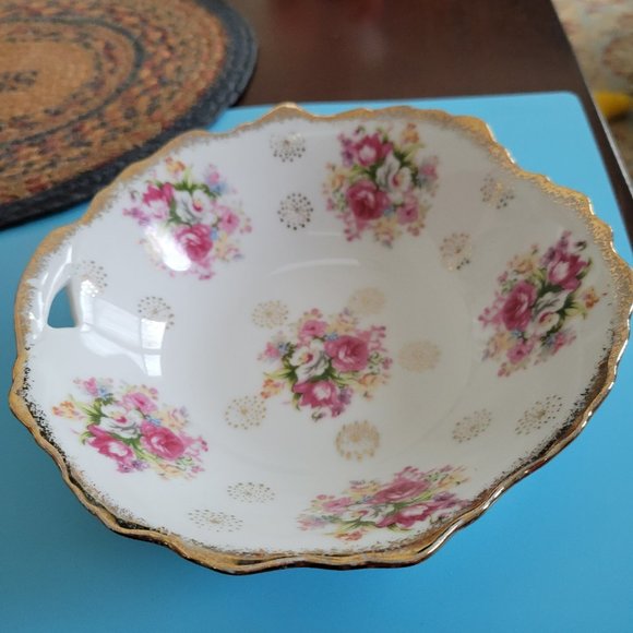 vintage bowl trimont ware made in Japan flowered pattern. - Picture 1 of 6